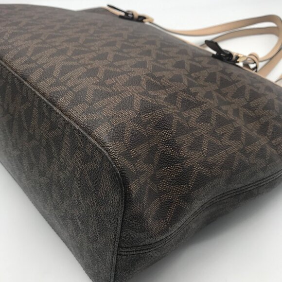 Michael Kors Jet Set Signature Coated Canvas Tote - Picture 6 of 11